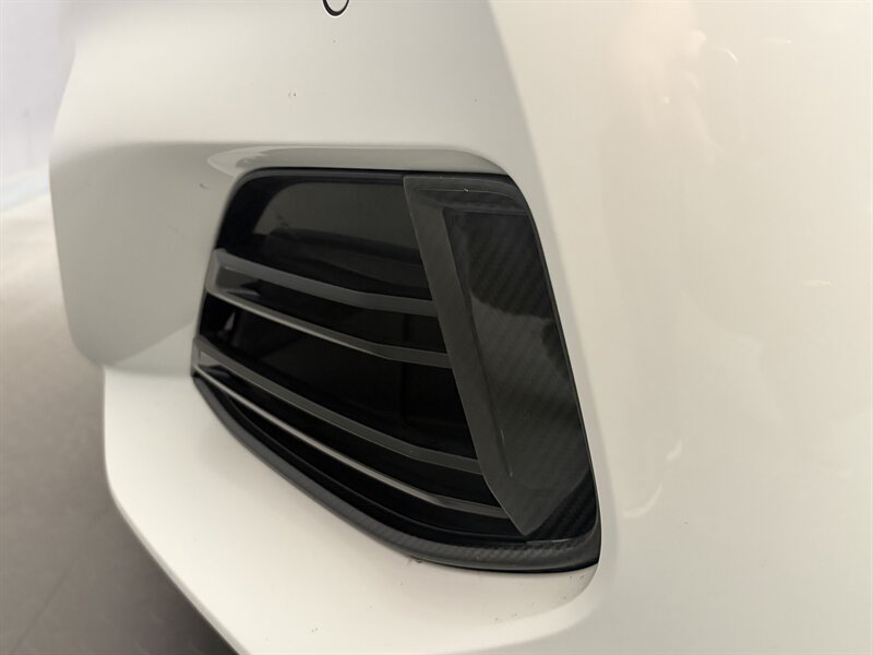 Used 2023 BMW M850i Gran Coupe xDrive AWD w/ M Carbon Exterior Package image 16