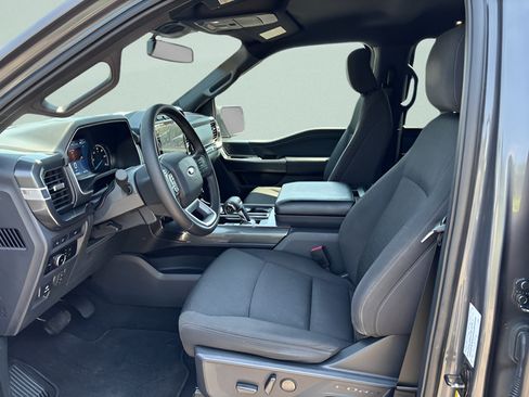 Used 2023 Ford F150 XLT w/ Equipment Group 302A High AWD/4WD image 4