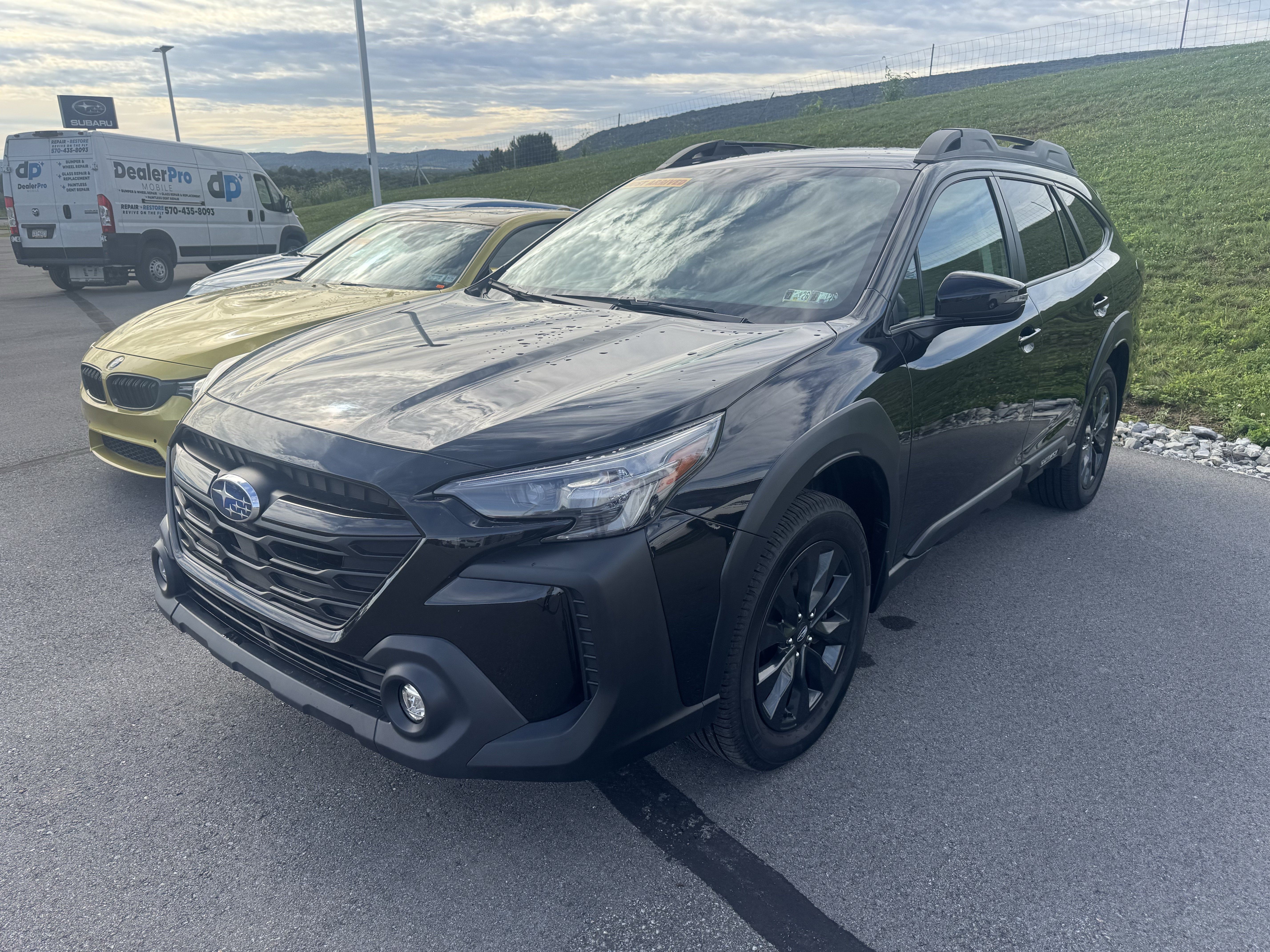 Certified 2023 Subaru Outback Onyx Edition AWD/4WD image 3