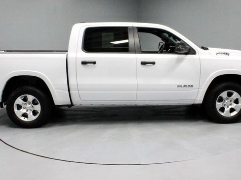 Used 2025 RAM 1500 Big Horn AWD/4WD image 12