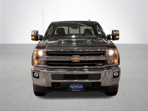 Used 2019 Chevrolet Silverado 2500 LTZ w/ Duramax Plus Package AWD/4WD image 4
