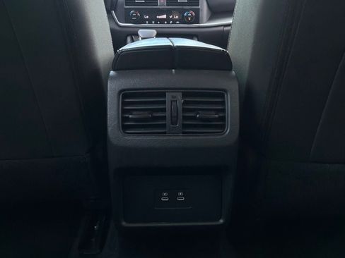 Used 2025 Nissan Rogue SV FWD image 13