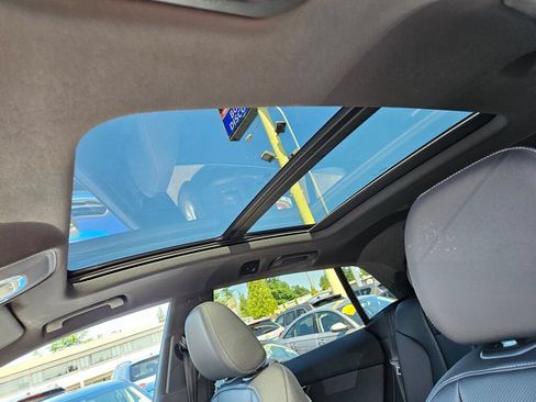 Used 2019 Audi Q8 Premium Plus AWD/4WD image 22