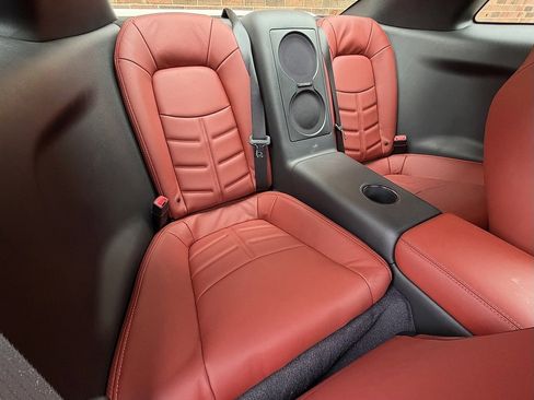 Used 2024 Nissan GT-R Premium w/ Premium Interior Package image 23