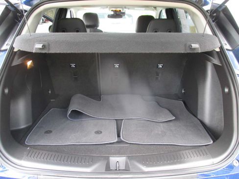 Used 2022 Buick Encore GX Preferred w/ Cold Weather Comfort Package FWD image 3