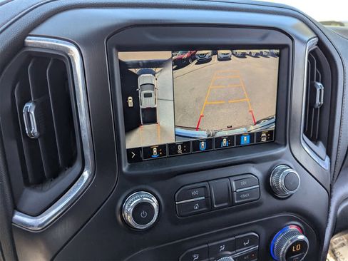 Used 2021 GMC Sierra 1500 AT4 w/ AT4 Premium Package image 28