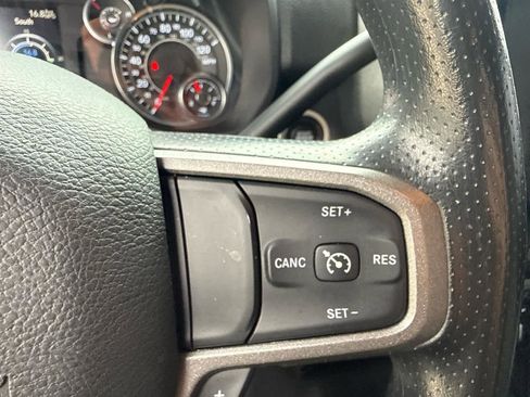 Used 2024 RAM 3500 Tradesman w/ Chrome Appearance Group AWD/4WD image 21