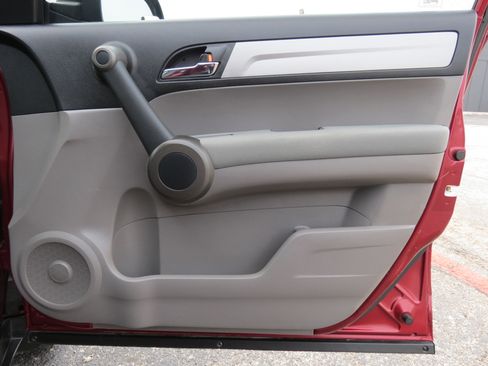 Used 2010 Honda CR-V LX image 22