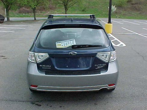 Used 2011 Subaru Impreza Outback Sport AWD/4WD image 10