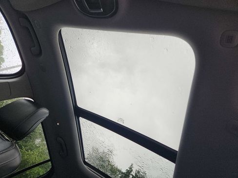 Used 2021 Jeep Grand Cherokee L Limited image 14