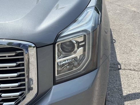 Used 2019 GMC Yukon Denali w/ Denali Ultimate Package AWD/4WD image 11