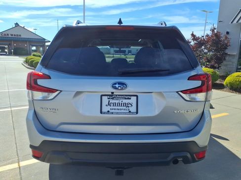 Used 2024 Subaru Forester Premium AWD/4WD image 25