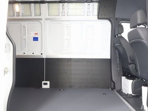 New 2026 Mercedes-Benz Sprinter 2500 image 23
