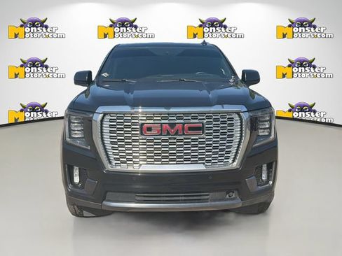 Used 2023 GMC Yukon Denali AWD/4WD image 2