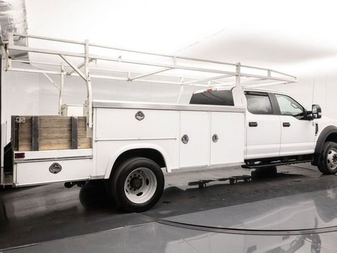 Used 2019 Ford F450 XL w/ Power Equipment Group image 9