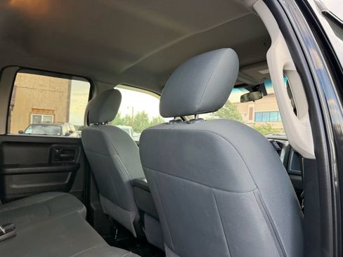 Used 2018 RAM 1500 Express w/ Express Value Package AWD/4WD image 26