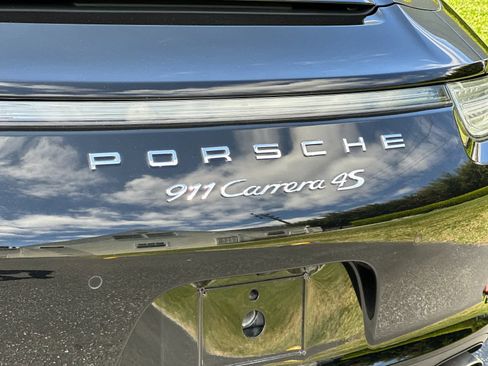 Certified 2015 Porsche 911 Carrera 4S AWD/4WD image 28