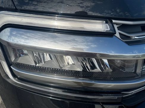 Used 2023 Ford Expedition Platinum AWD/4WD image 59