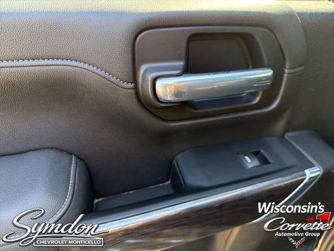 Used 2021 Chevrolet Silverado 2500 LTZ w/ LTZ Convenience Package AWD/4WD image 17