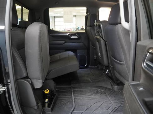 Used 2024 Chevrolet Silverado 1500 LT w/ Convenience Package II image 29