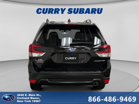 Used 2021 Subaru Forester Limited AWD/4WD image 4