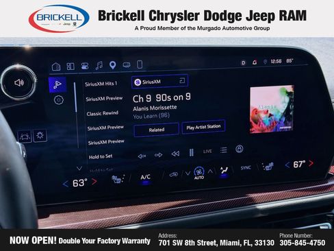 Used 2025 Chevrolet Traverse Z71 AWD/4WD image 32