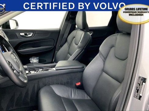 Certified 2025 Volvo XC60 B5 Plus image 34
