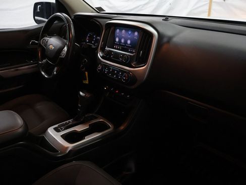 Used 2021 Chevrolet Colorado LT w/ Fleet Safety Package image 11