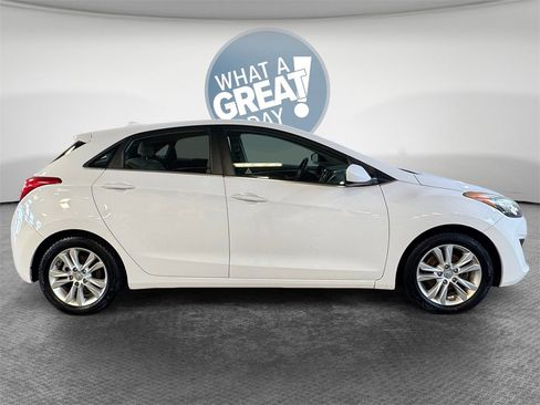 Used 2013 Hyundai Elantra GT image 2