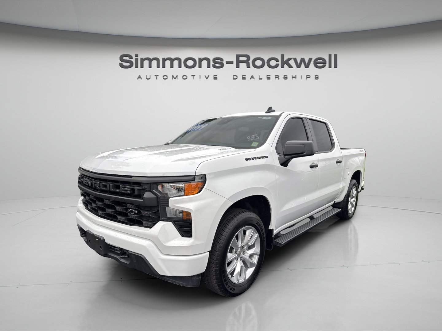Used 2024 Chevrolet Silverado 1500 Custom w/ LPO, Dark Essentials Package AWD/4WD image 2
