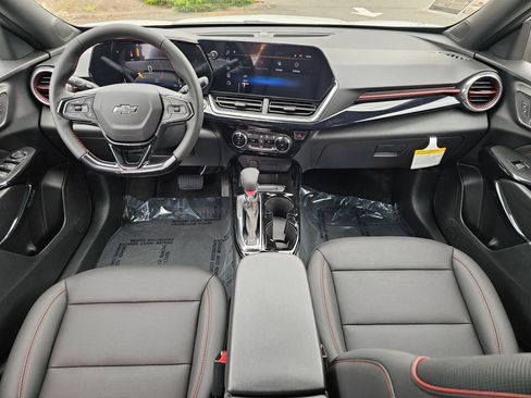 New 2026 Chevrolet Trax RS w/ Driver Confidence Package FWD image 17