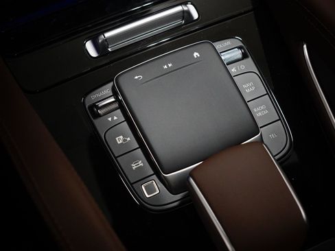 New 2026 Mercedes-Benz GLE 53 AMG 4MATIC Coupe image 32