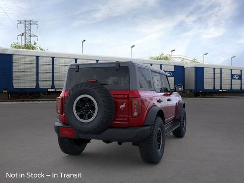 New 2026 Ford Bronco Outer Banks w/ Sasquatch Package image 8