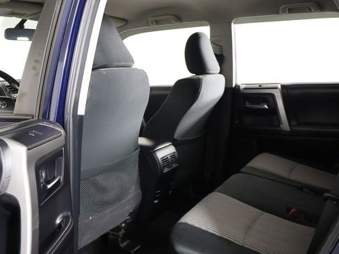Used 2018 Toyota 4Runner SR5 AWD/4WD image 24