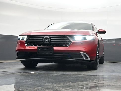 Used 2023 Honda Accord Touring image 29