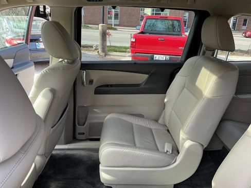 Used 2016 Honda Odyssey EX-L image 15