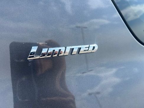 Used 2023 Toyota 4Runner Limited AWD/4WD image 14