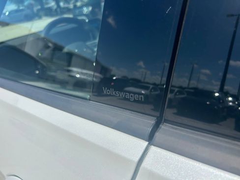 New 2026 Volkswagen Tiguan SE R-Line FWD image 28