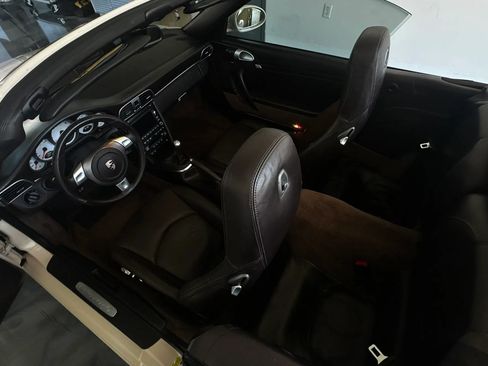 Used 2009 Porsche 911 Carrera S RWD image 32