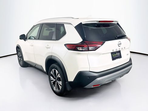 Used 2023 Nissan Rogue SV w/ SV Premium B Package FWD image 5