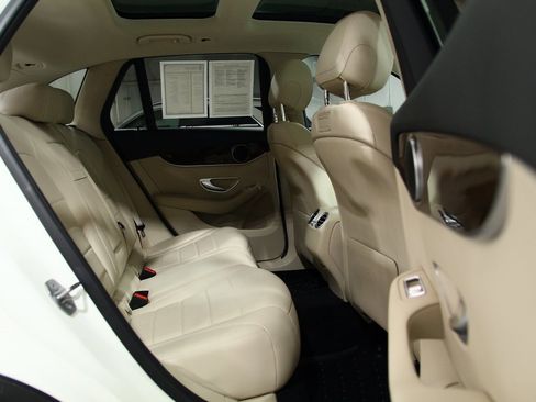 Certified 2019 Mercedes-Benz GLC 300 4MATIC image 26