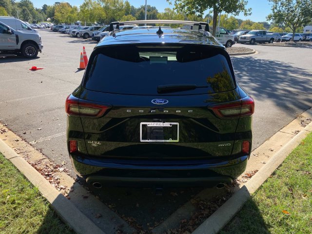Used 2024 Ford Escape ST-Line Select w/ Tech Pack #2 AWD/4WD image 32