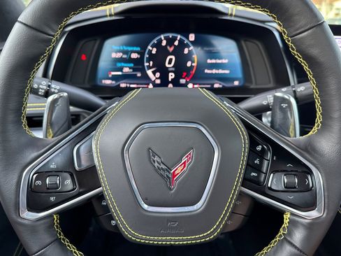 Used 2021 Chevrolet Corvette Stingray Premium Conv w/ Z51 Performance Package image 22