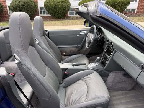 Used 2009 Porsche 911 Carrera S image 13