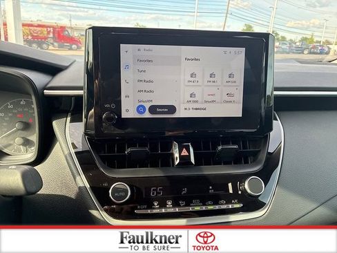 Certified 2025 Toyota Corolla LE FWD image 25