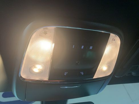 Used 2019 Dodge Charger Scat Pack w/ Dynamics Package image 27