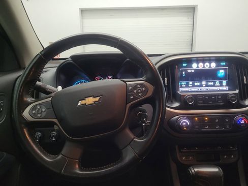 Used 2017 Chevrolet Colorado Z71 AWD/4WD image 22
