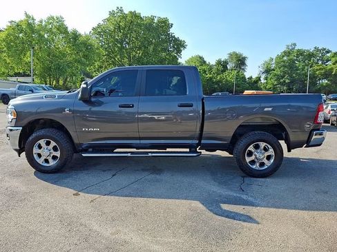 Used 2024 RAM 2500 Big Horn AWD/4WD image 8