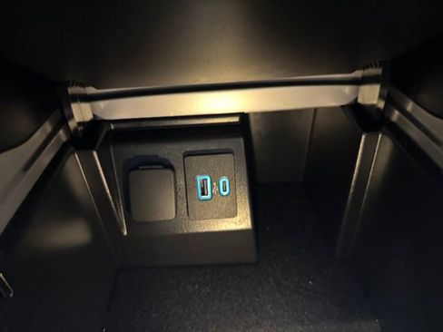 Used 2022 Ford Explorer ST w/ Equipment Group 401A image 18