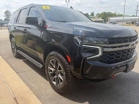 Used 2022 Chevrolet Tahoe Z71 w/ Luxury Package image 4